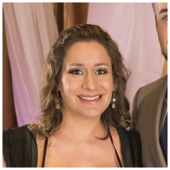 Meet your Posher, Joyce - Picture 1 of 1